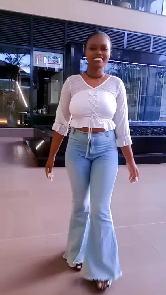 @Fashionable Dee 🥰
