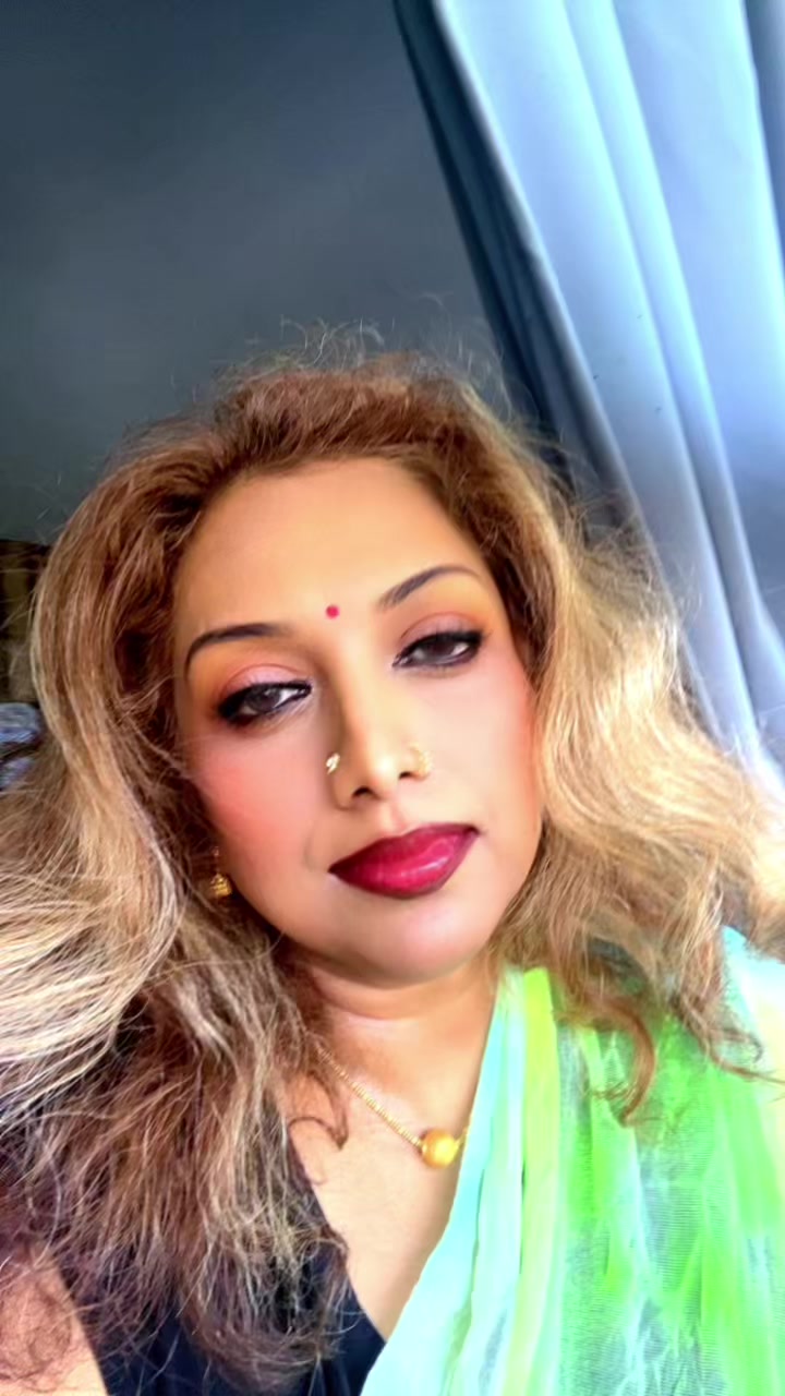 @Shobananava🇨🇦🇱🇰🇸🇬🇳🇬