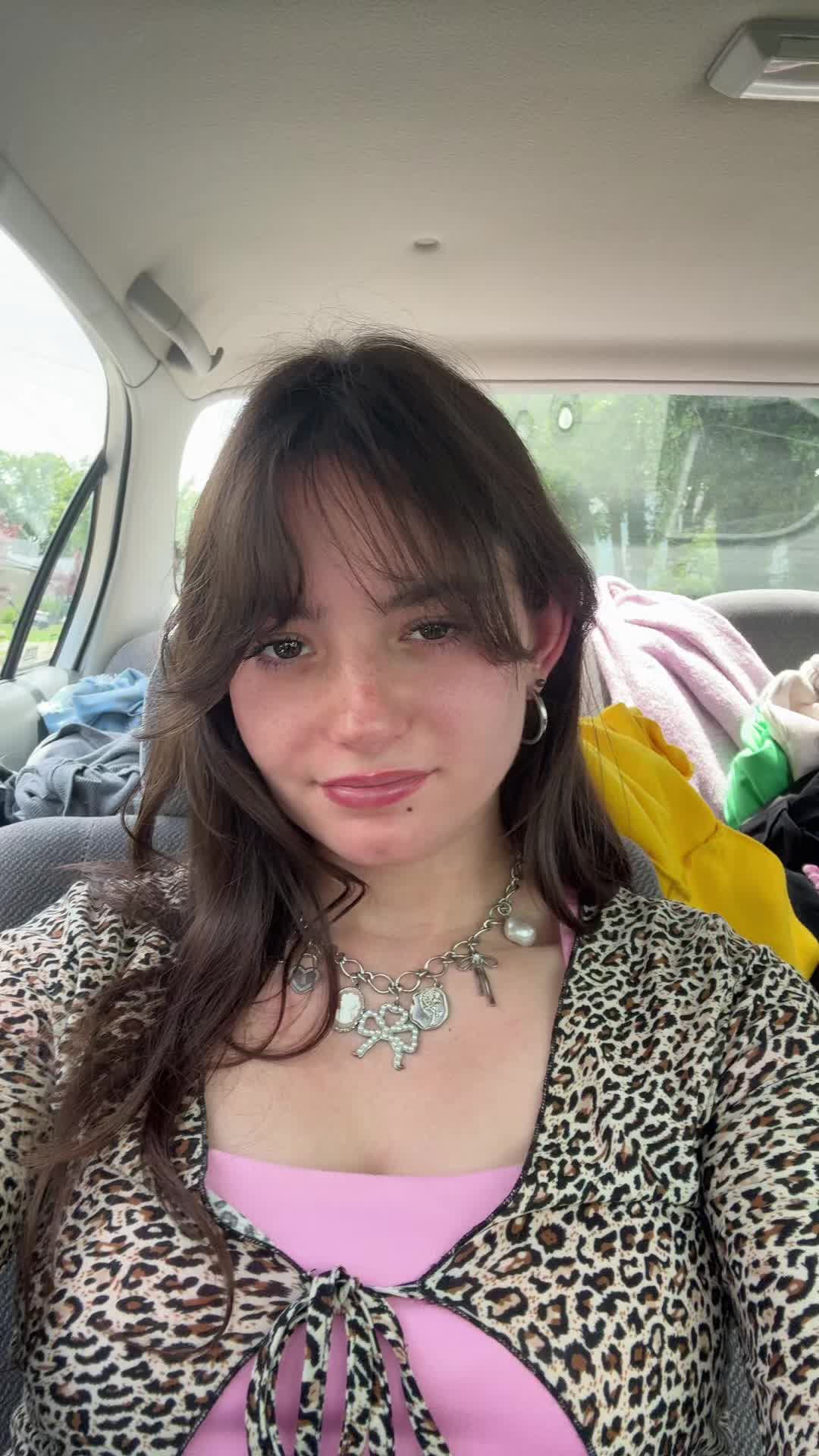 @layla.com999