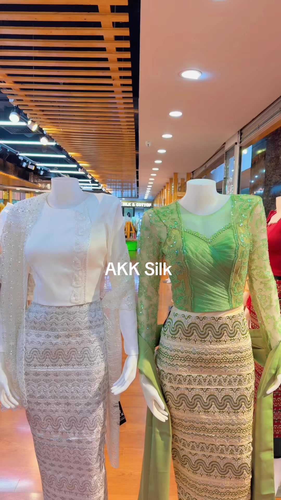 @Akk Silk (official account)