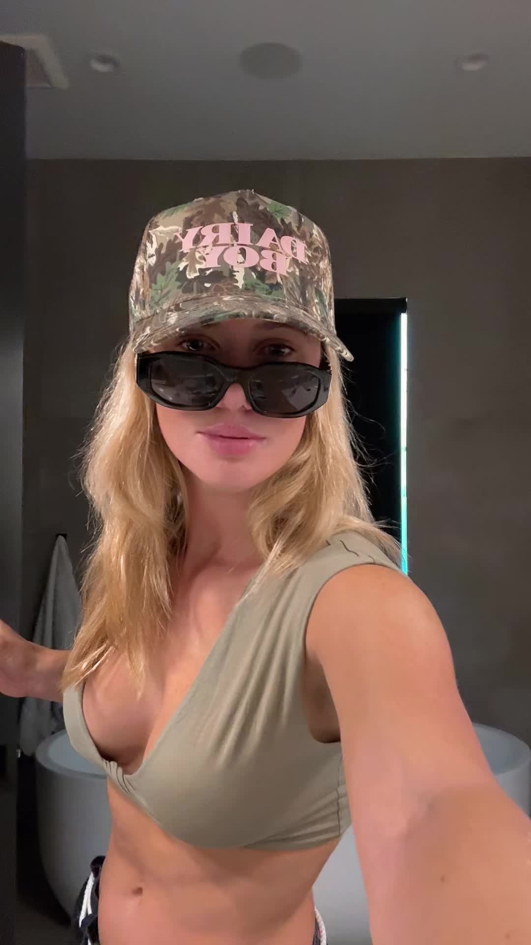 @chyedempsey