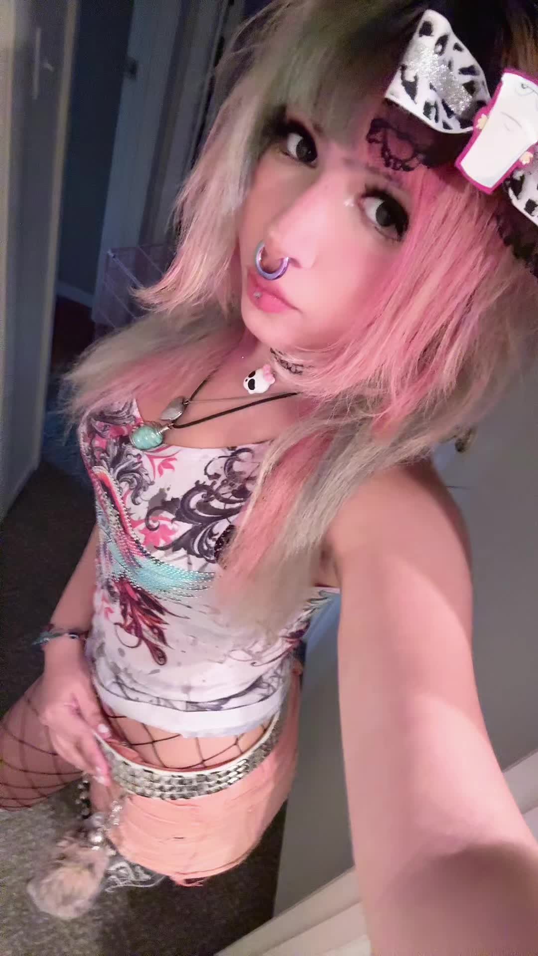 @⚜️