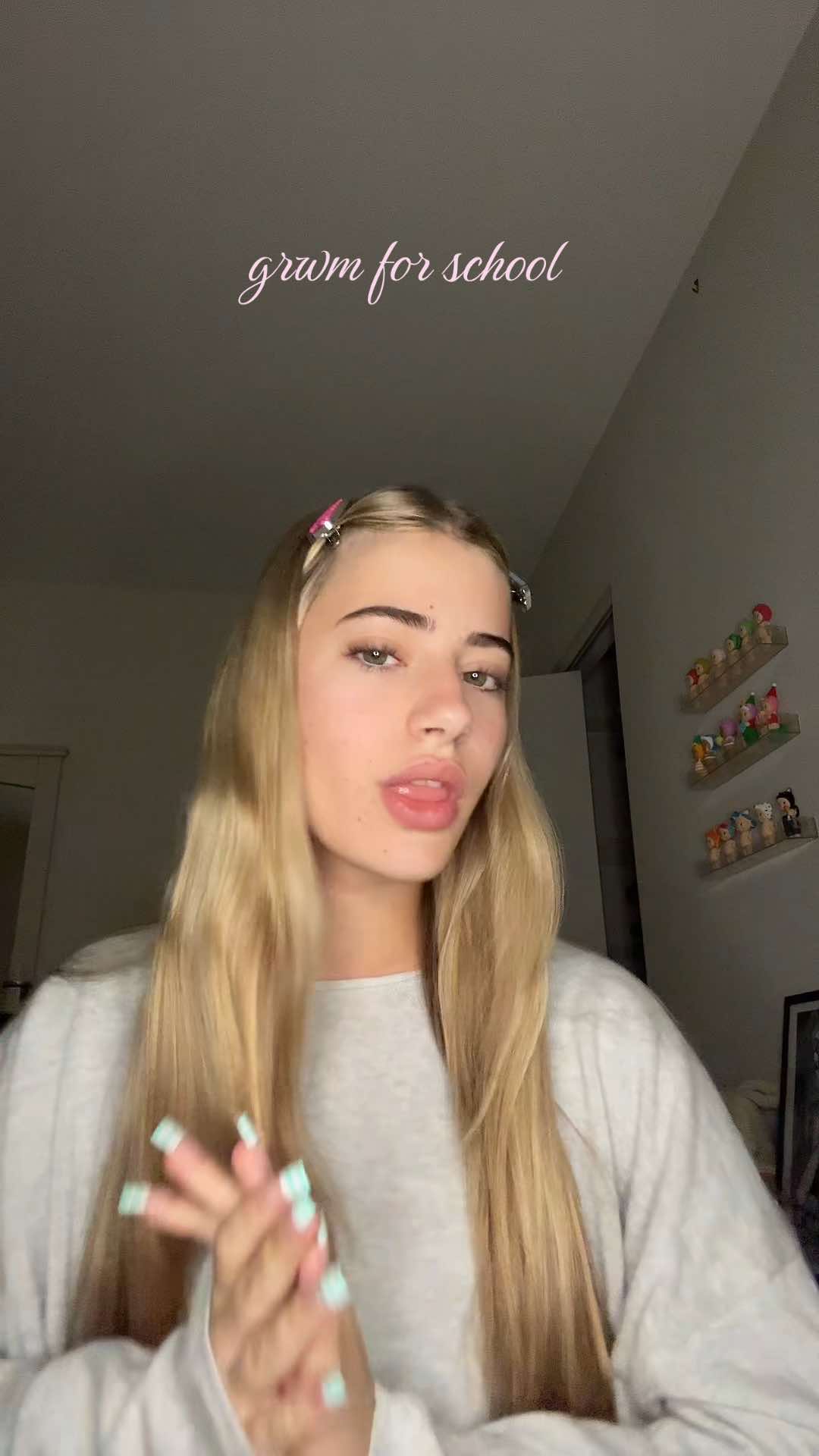 @vickyoffishal
