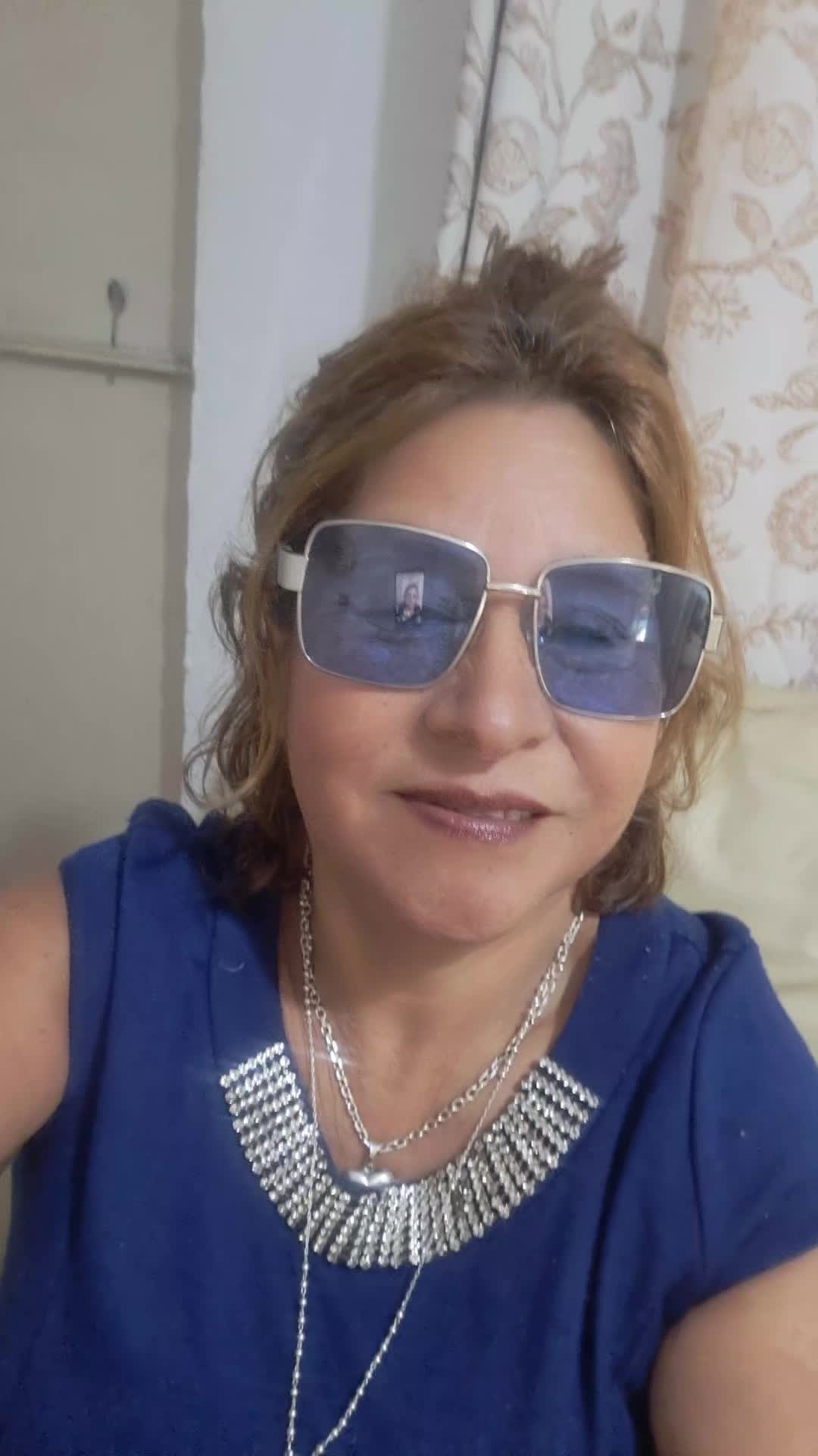@Cristina Hinostroza