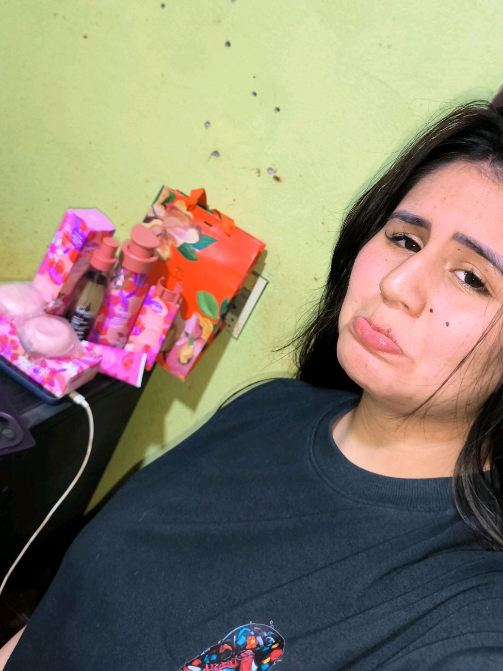 @MANUELA ESQUIVEL