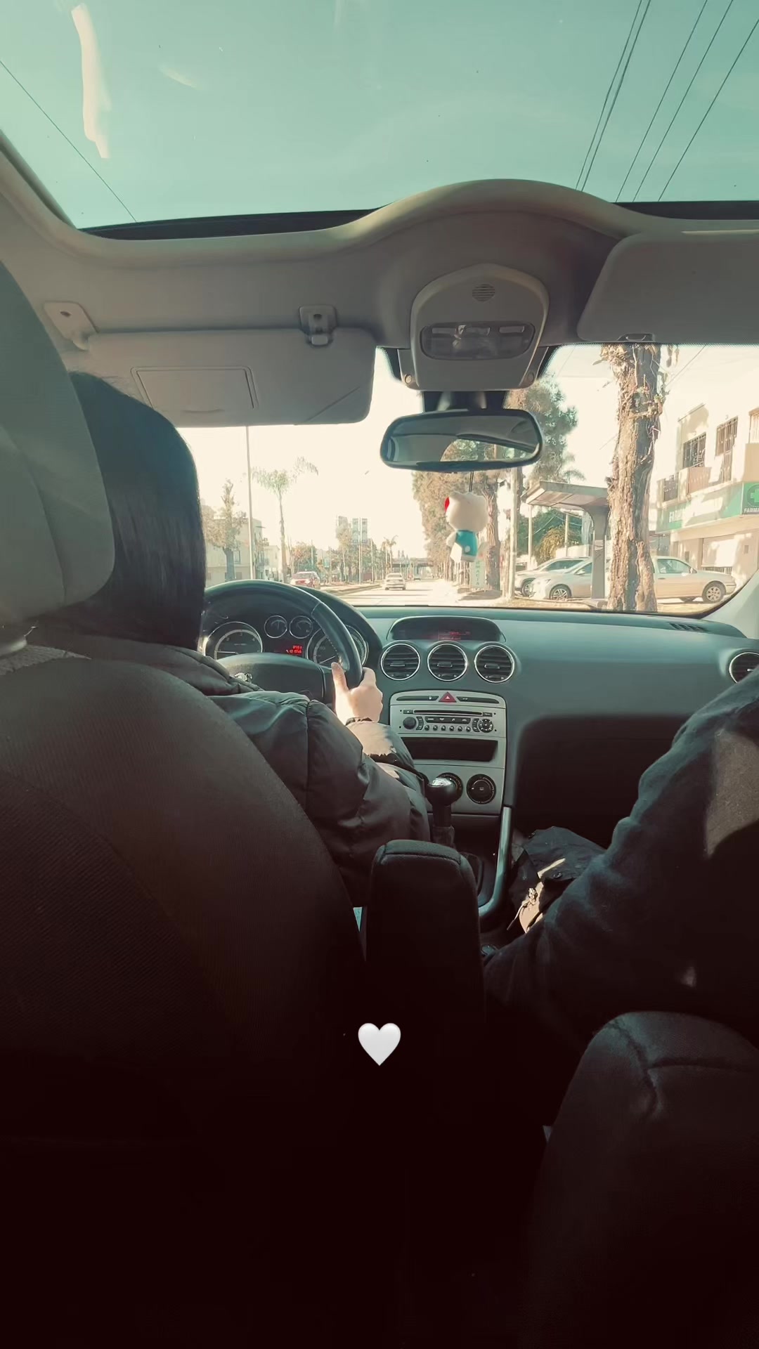 @𝑀𝒶𝓇𝓉𝒾𝓃𝒶 ♛