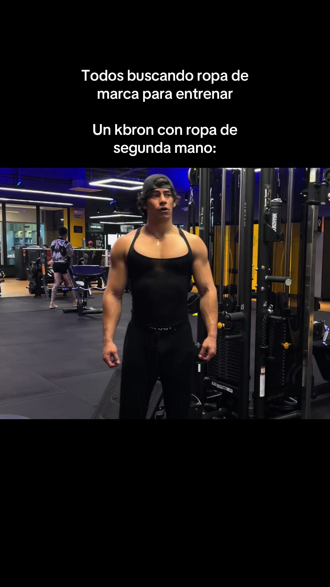 @Christian Adonis🇸🇻
