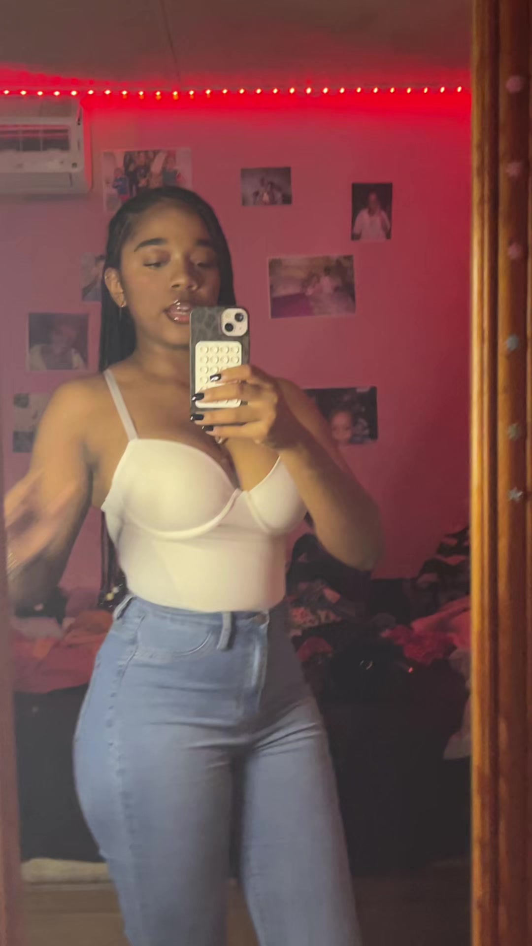 @anitamintoghe