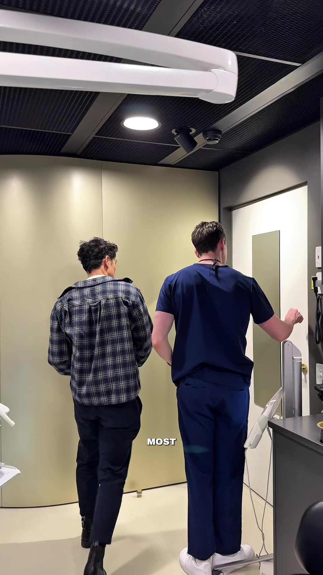 @Sydney Dentist | Dr Aodhan