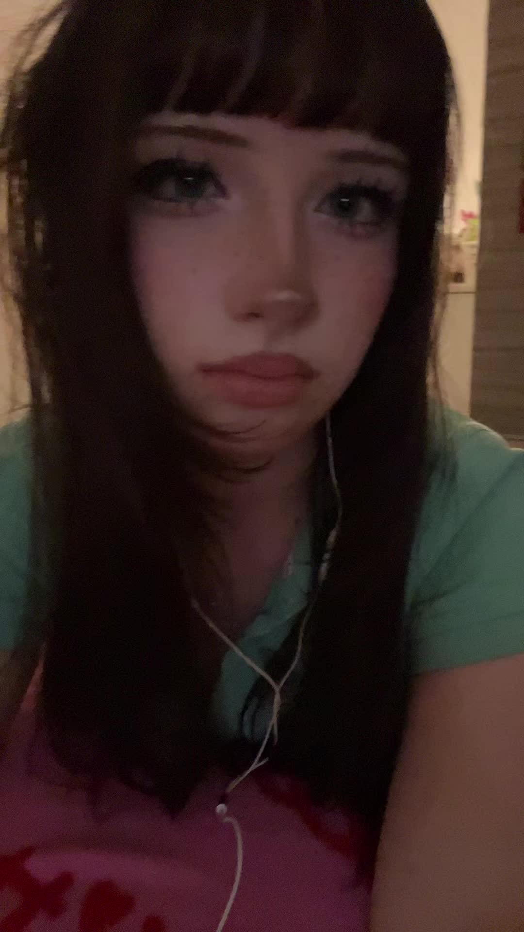 @nicole
