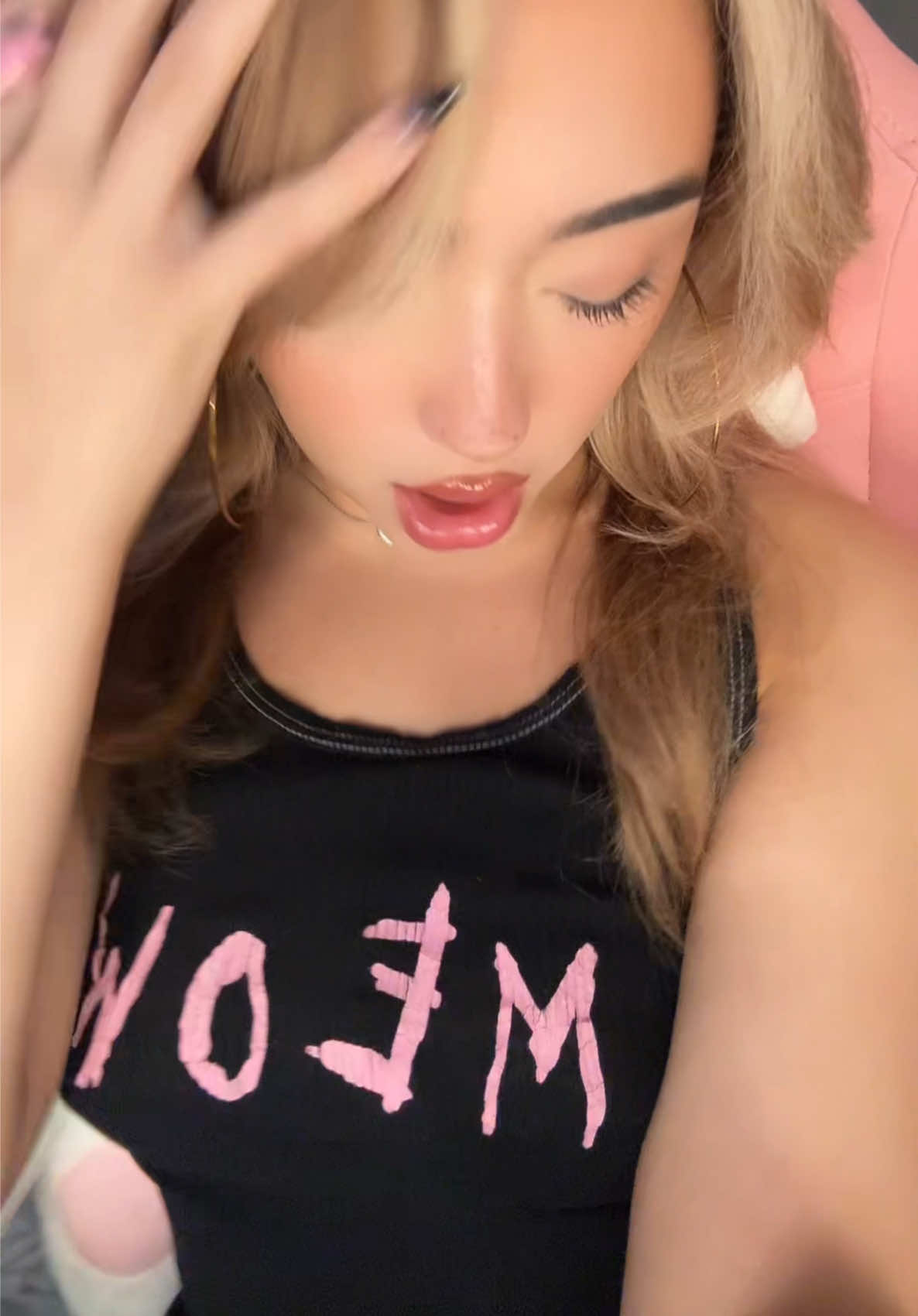 @️