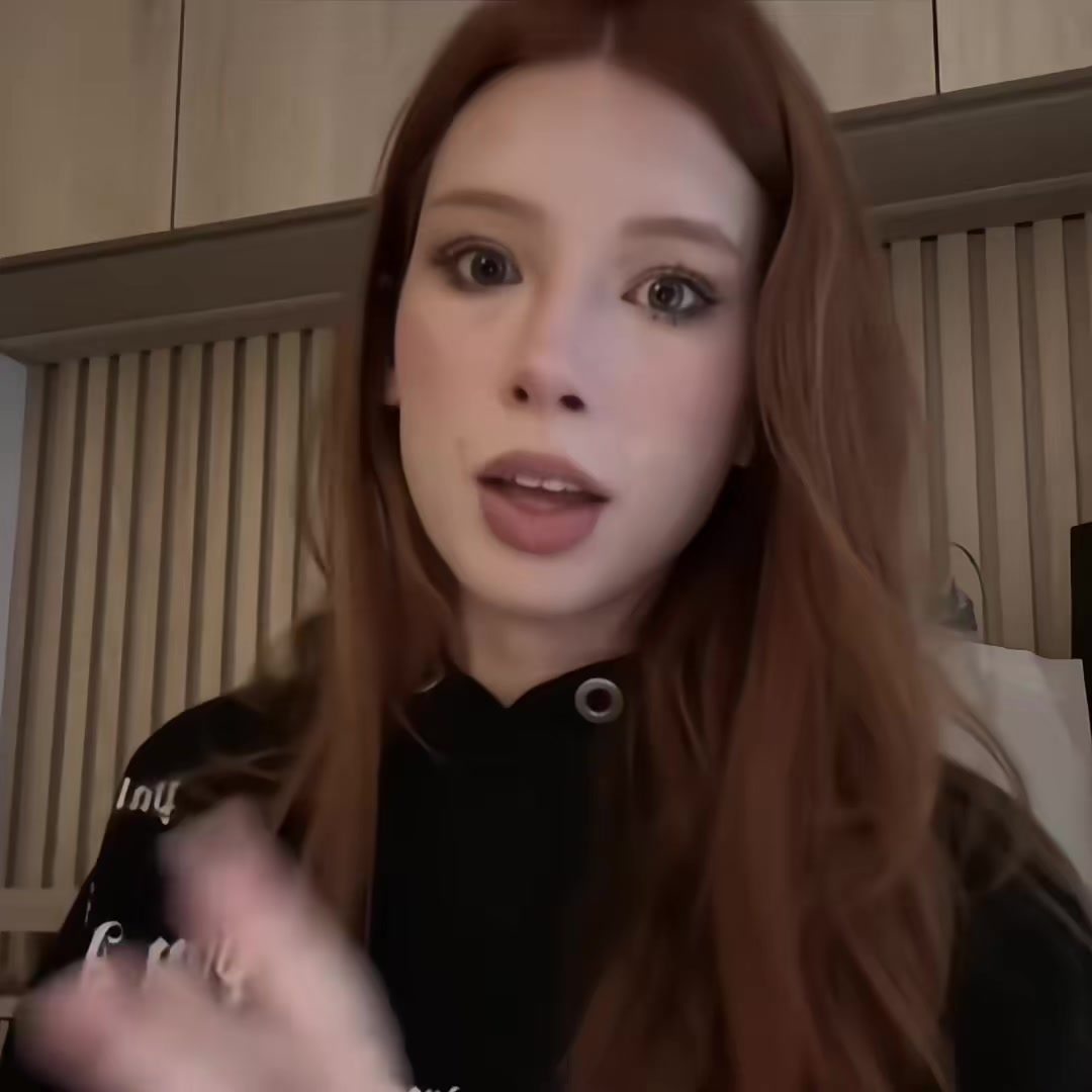 @𝕵