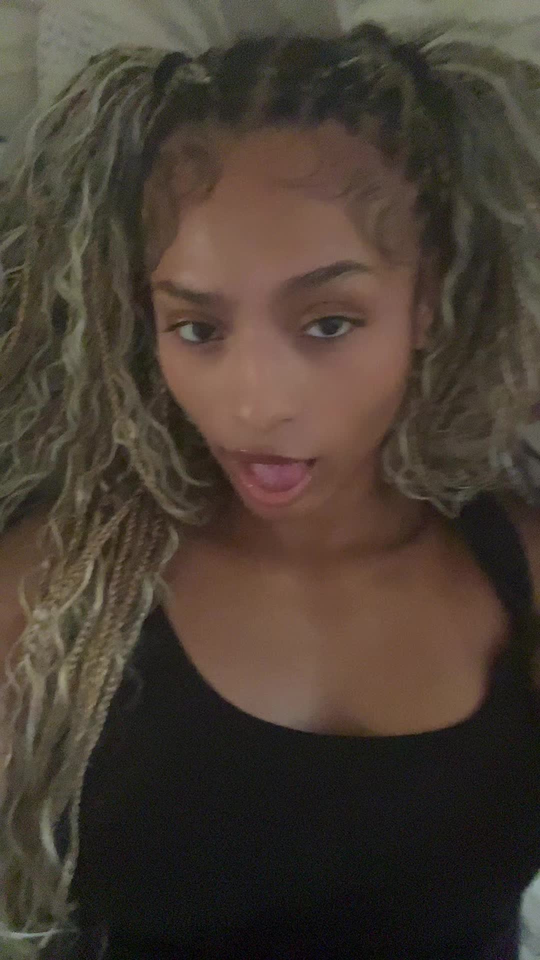@KYLA 👩🏽&zwj;⚕️