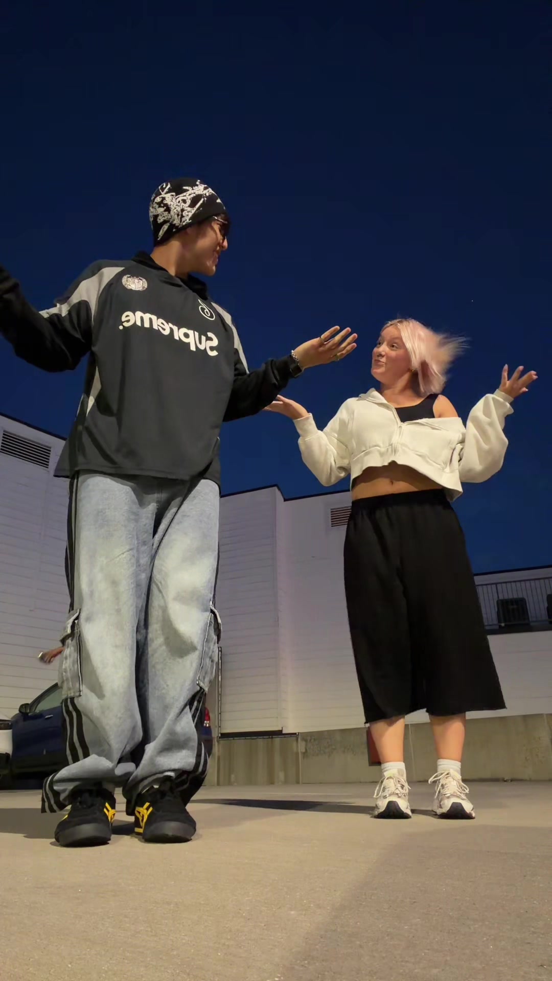 @elliotyjyou