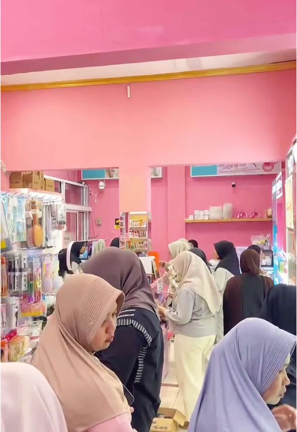 @elnovbeauty