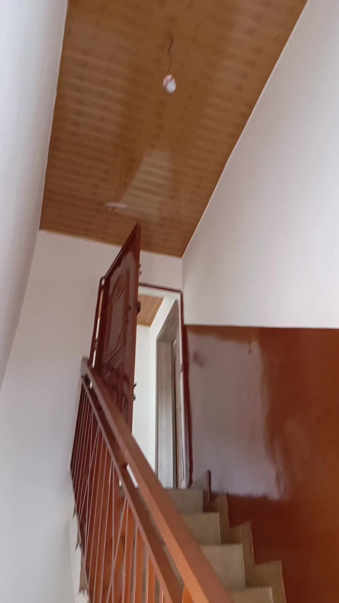 @Business Estate agent (Jen62)