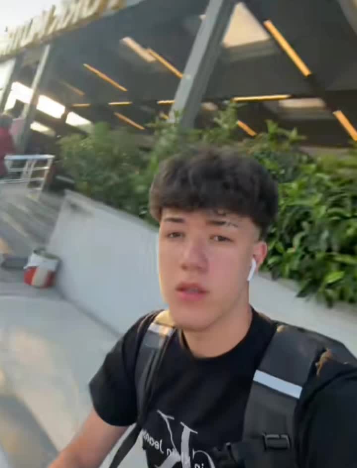 @Bora