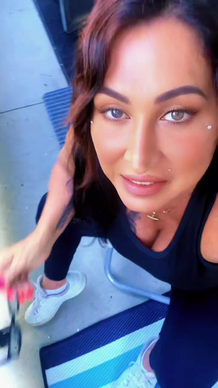 @Italiangirl🇮🇹native🇨🇦🇨🇦