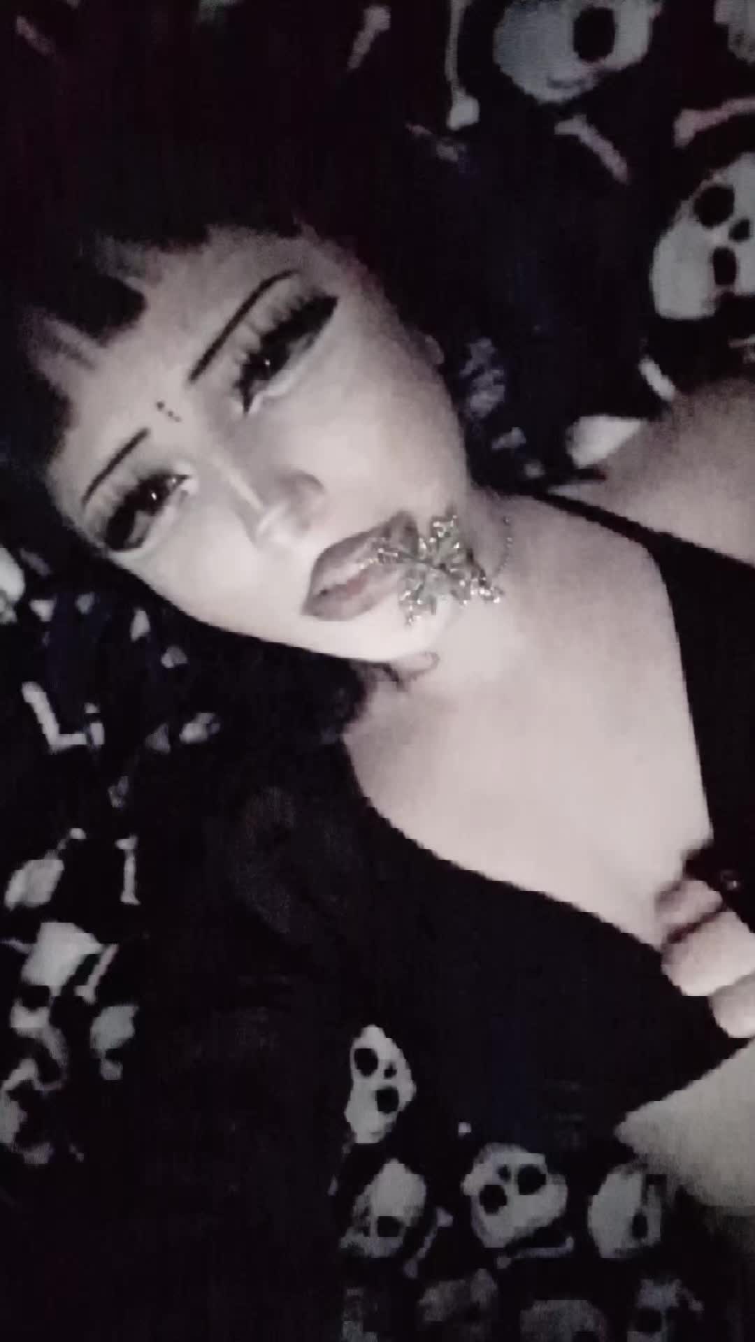 @ℭ𝔬𝔯𝔭𝔰𝔢 𝔊𝔦𝔯𝔩