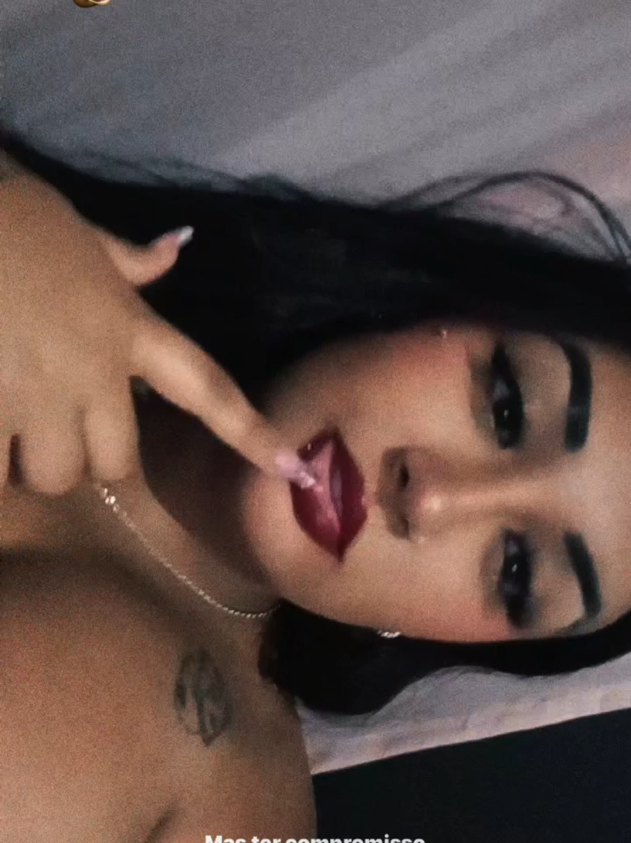 @Tainámoura💋