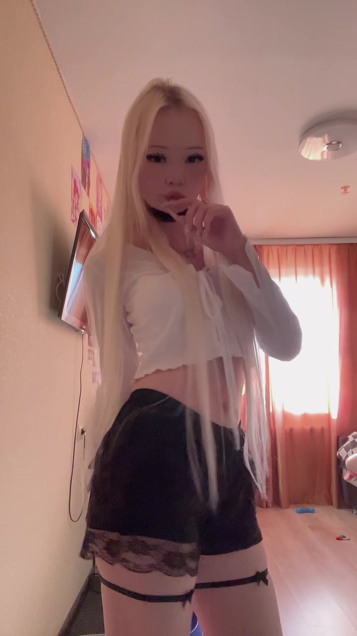 @корти^