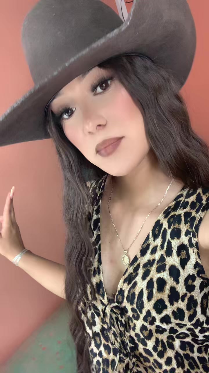 @Ari_Olvera💗