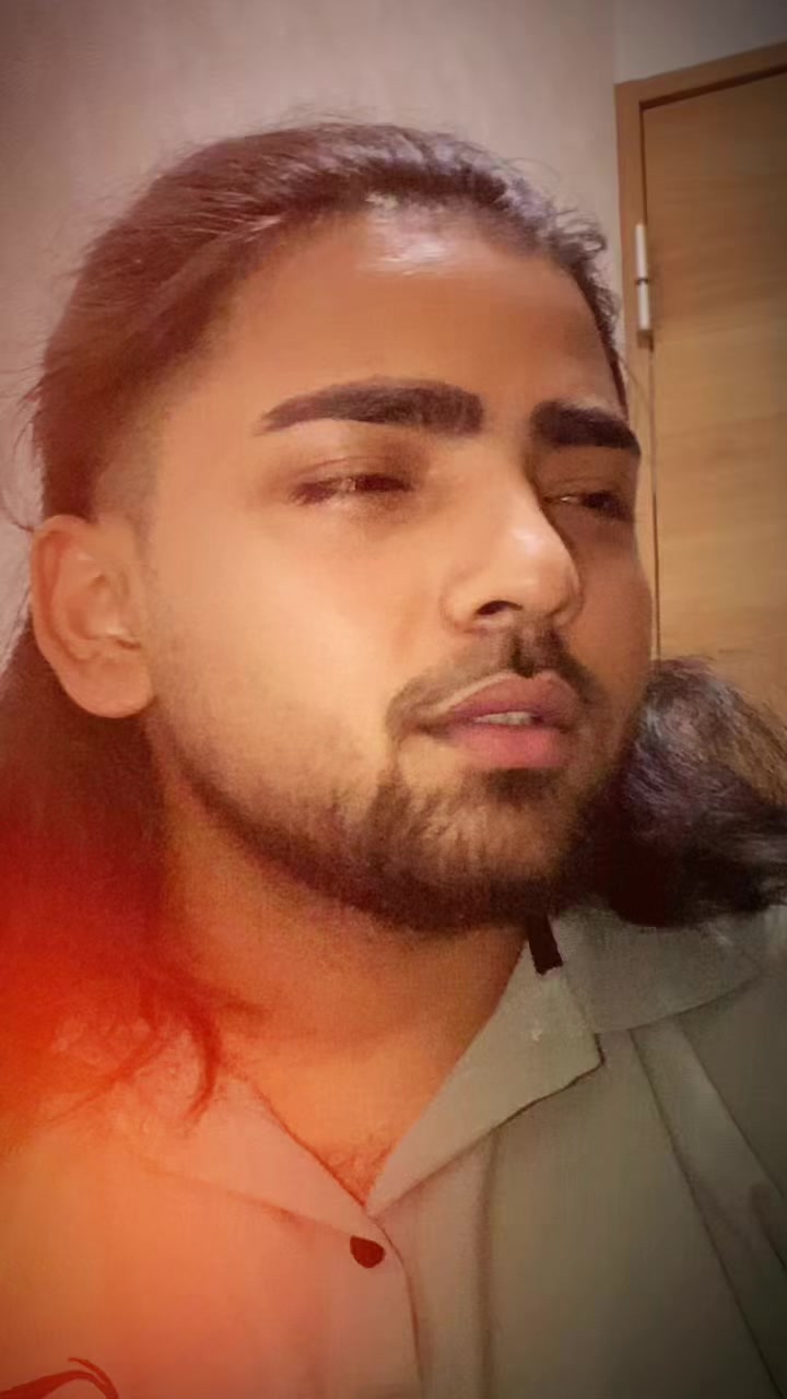 @Roman Baraily🇳🇵