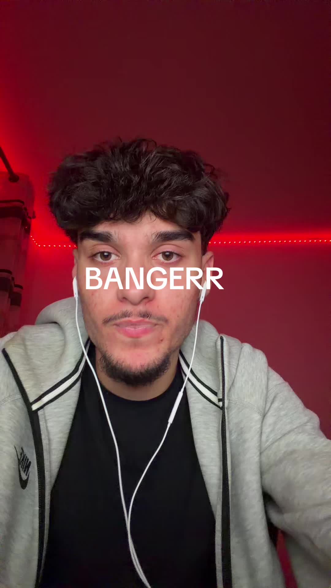 @🎧🎧