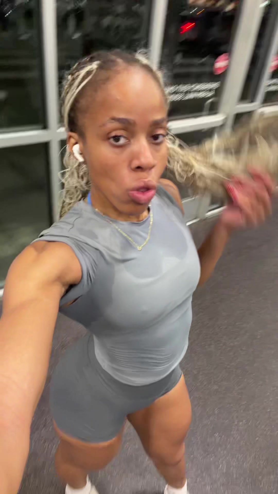 @Andrea Ekiko
