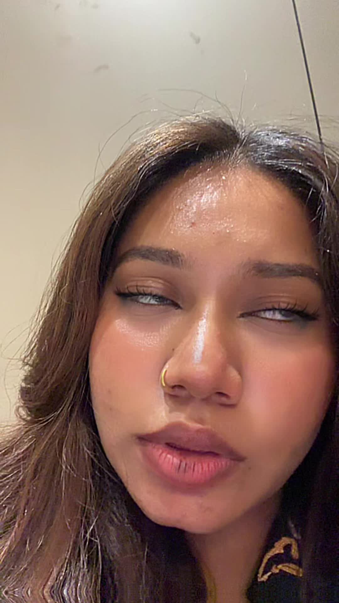@helloiamalex