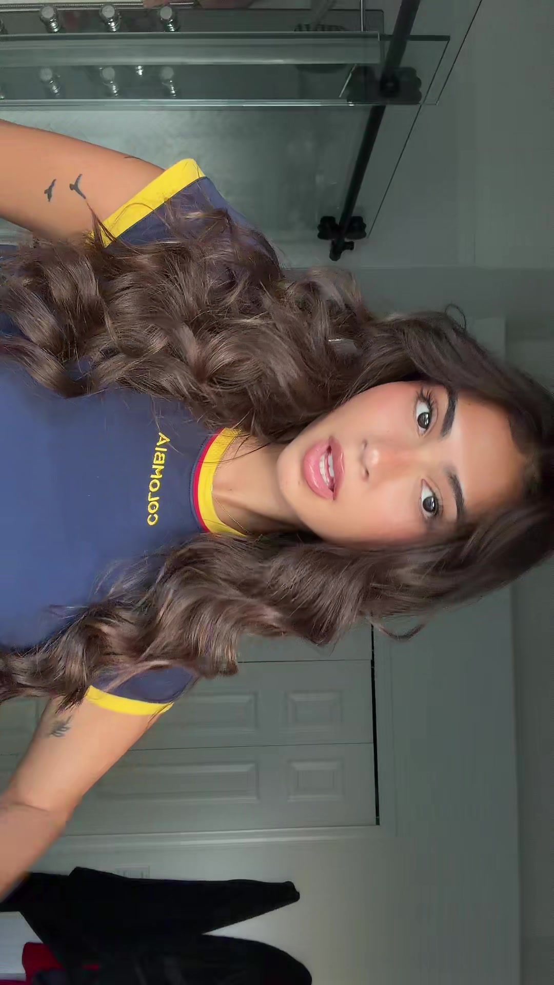 @bella