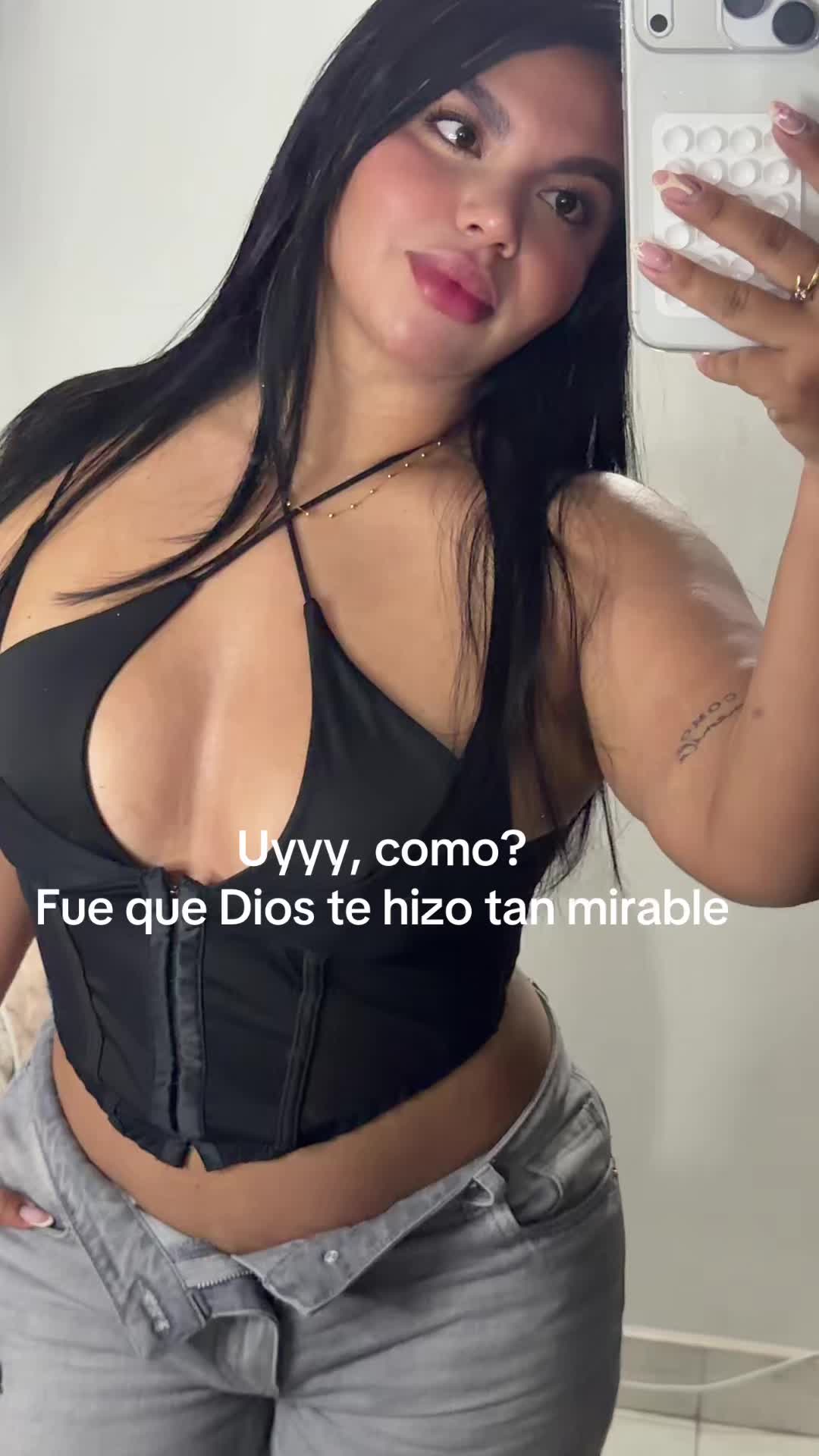 @ANDREA CORREA❤️🔥