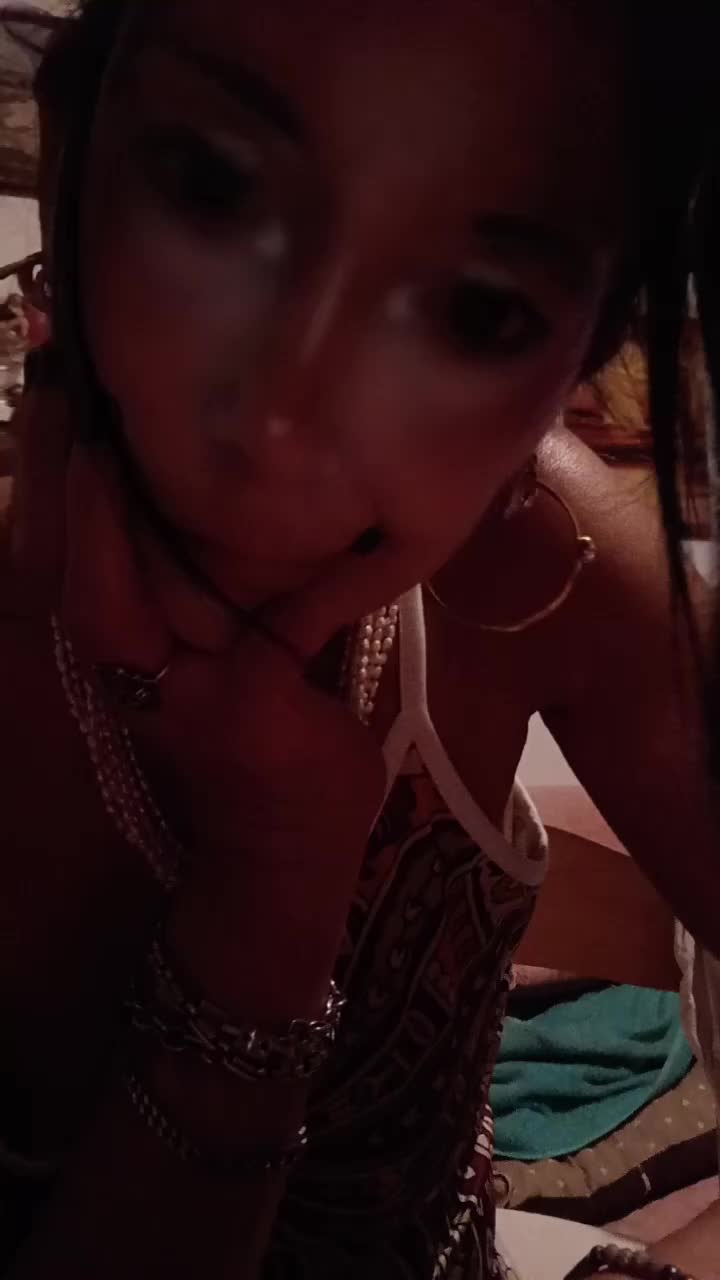 @Angy 🌟💙🩷🩵🖤🌟