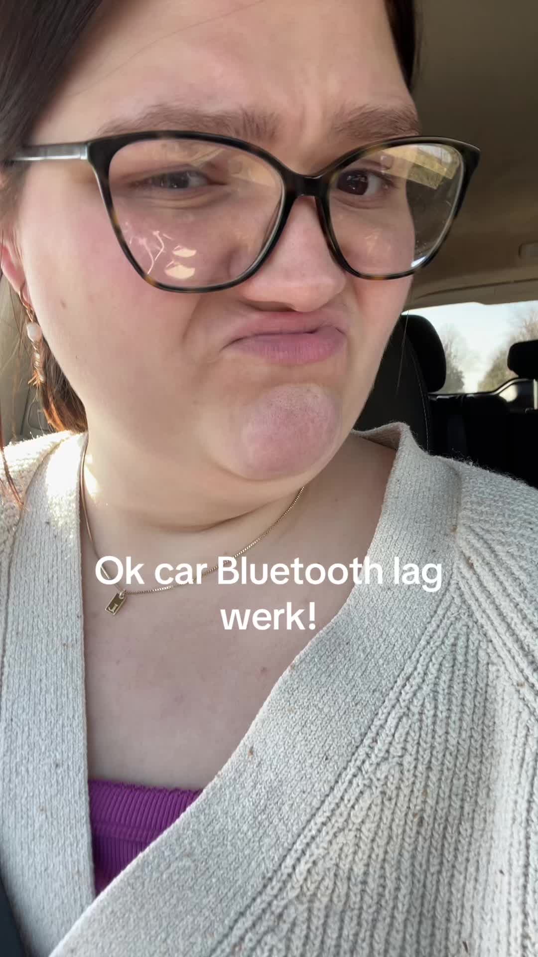 @laurenellis