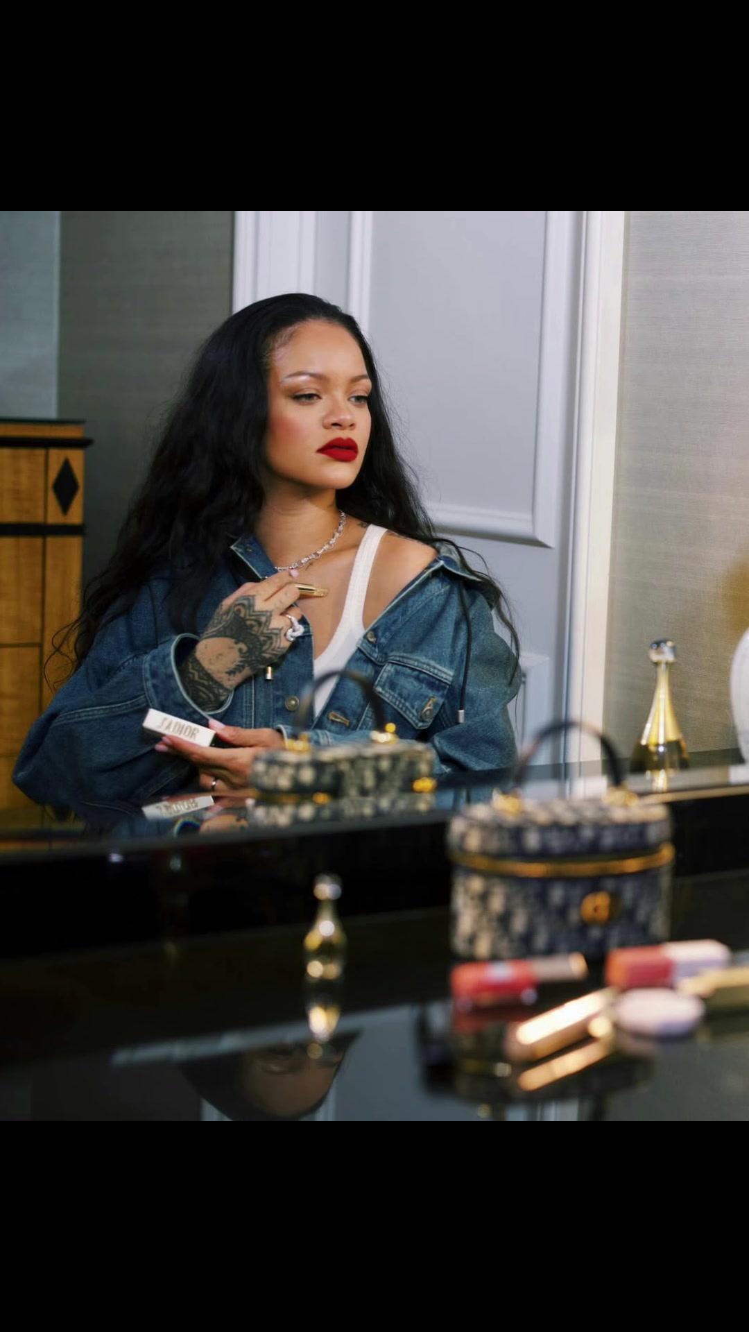 @BadGalRiRi✨