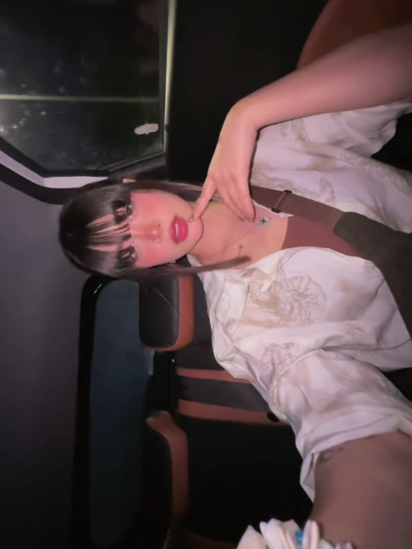 @𝑆𝑡𝑎𝑦𝑤𝑖𝑙𝑑
