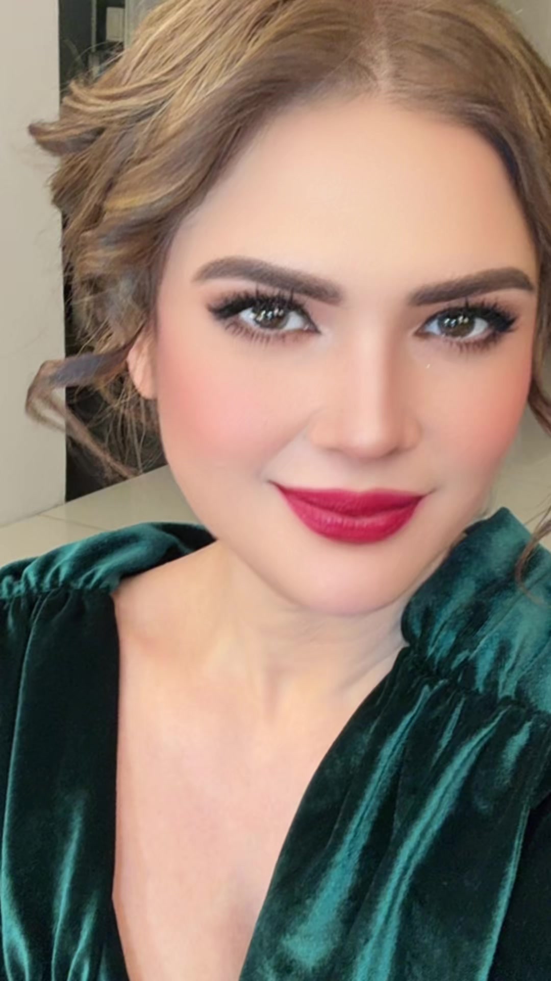 @msvinamorales
