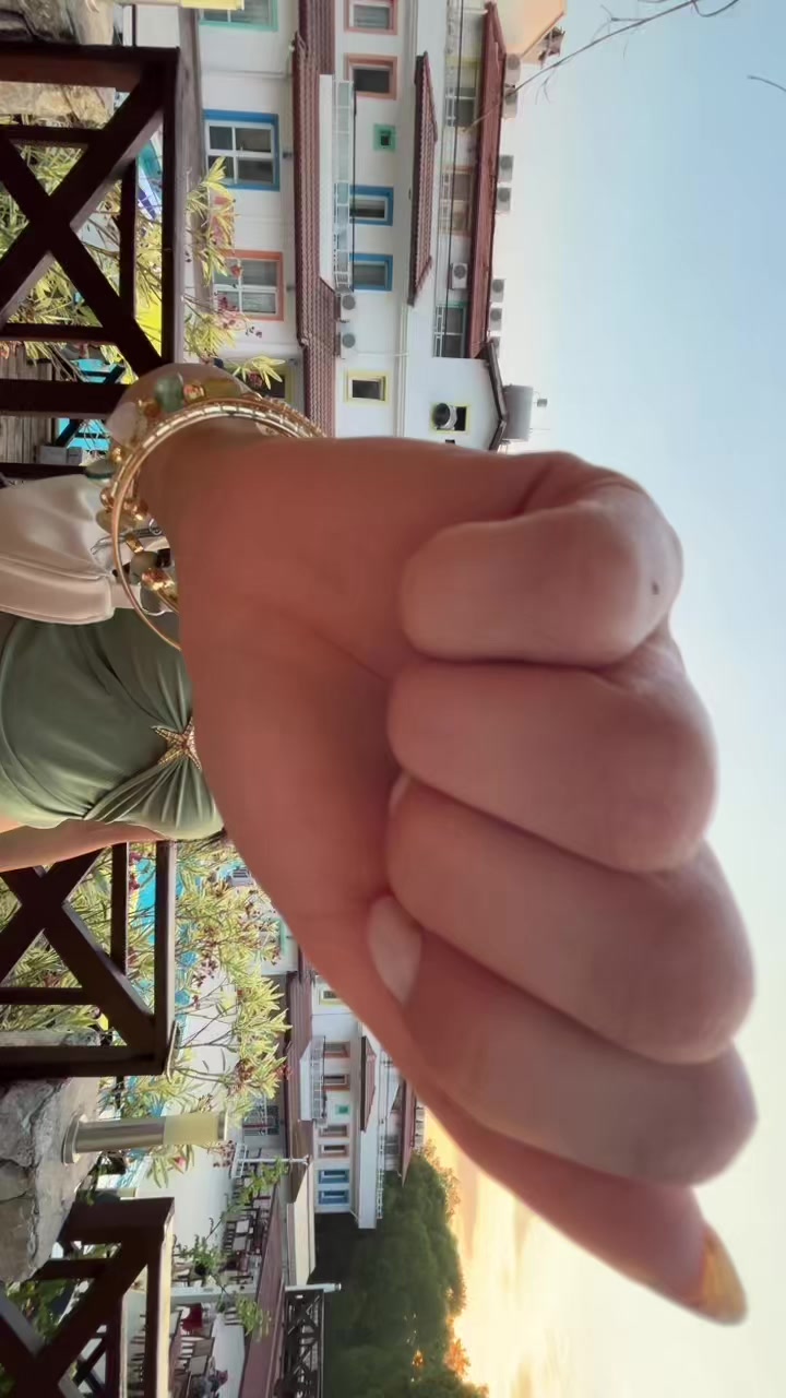 @iremtekeci