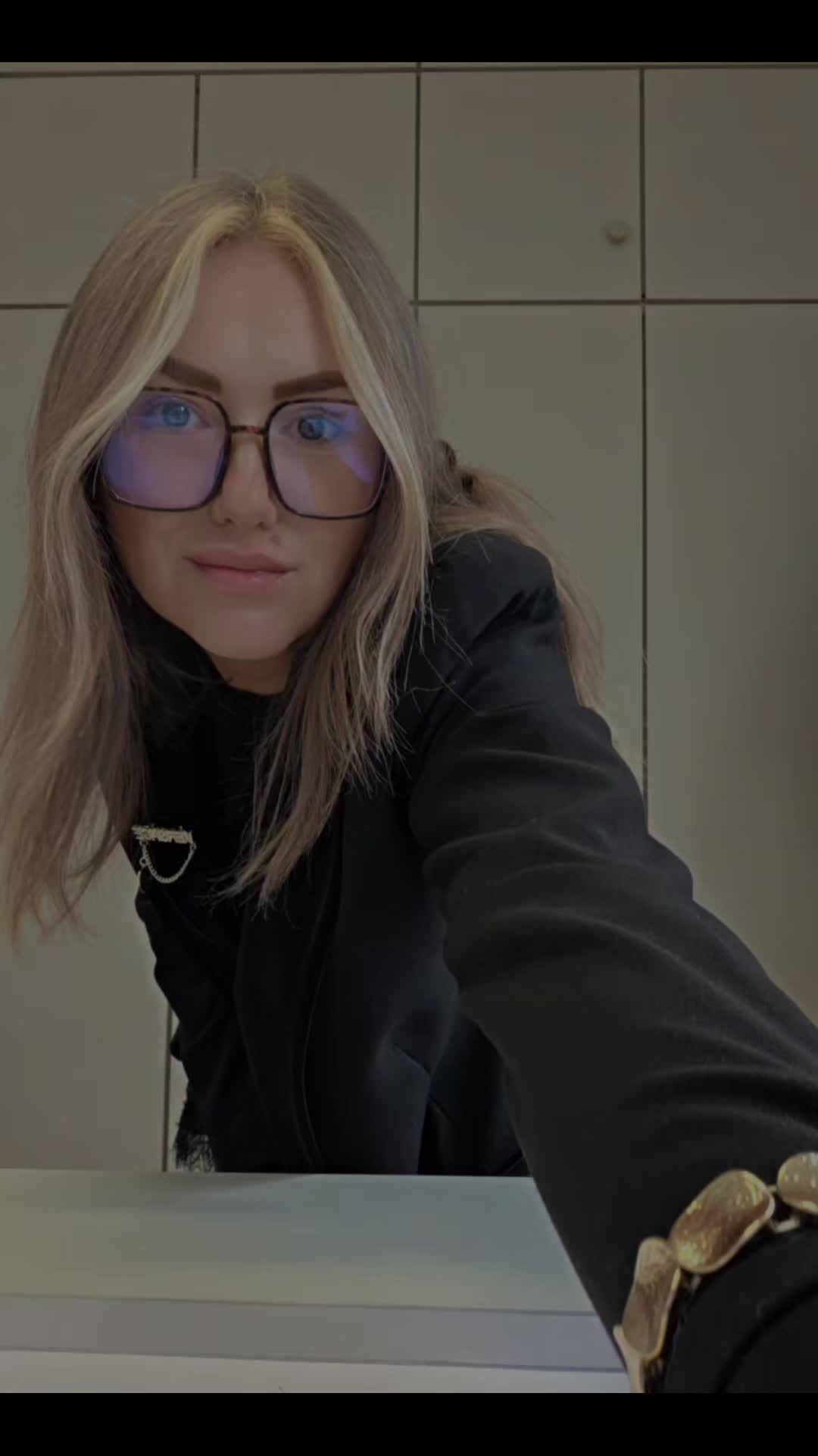 @⚡ KATHARINA 🔥 ADHD & OOTD 🧿