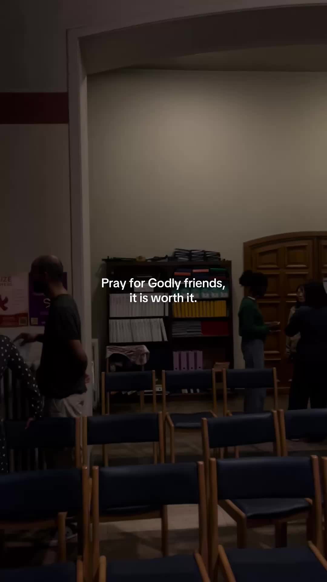 @romykersten ✞