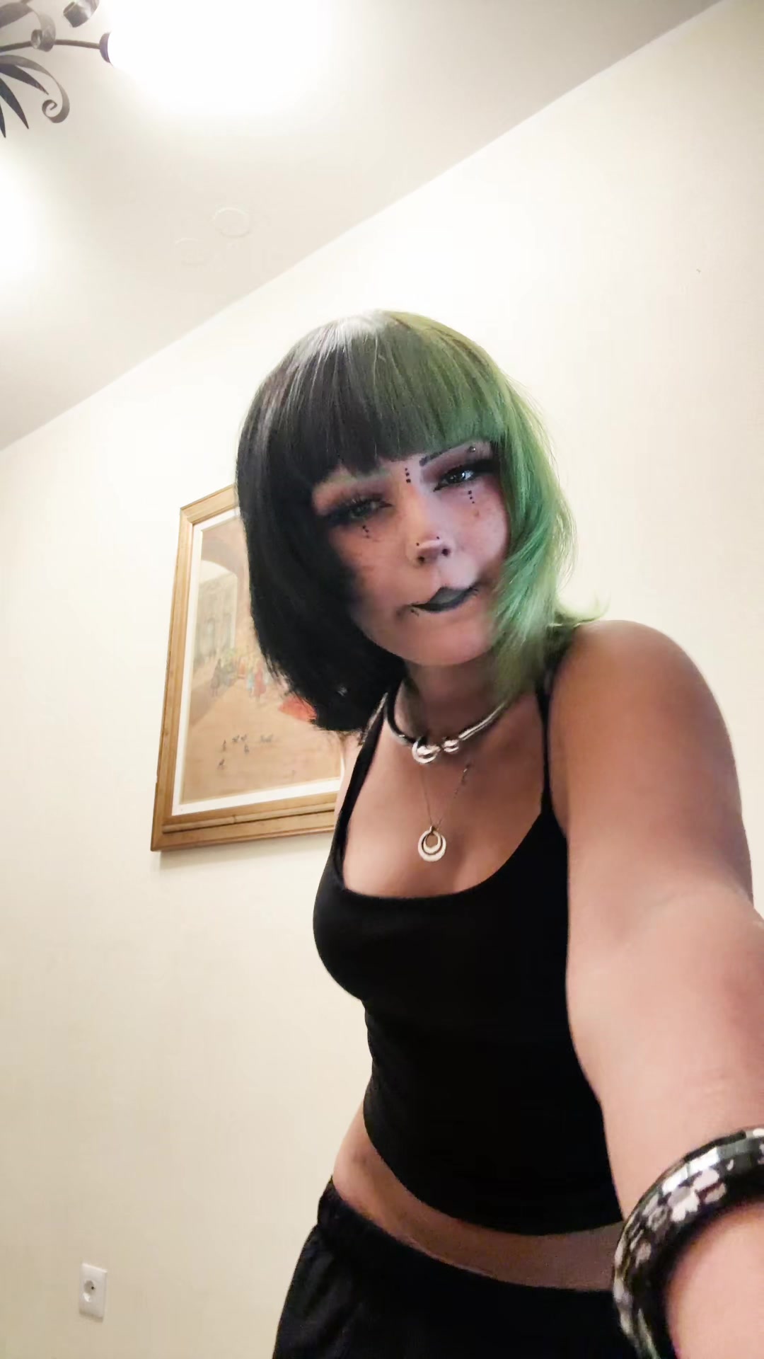 @v4mp1r3e.zz
