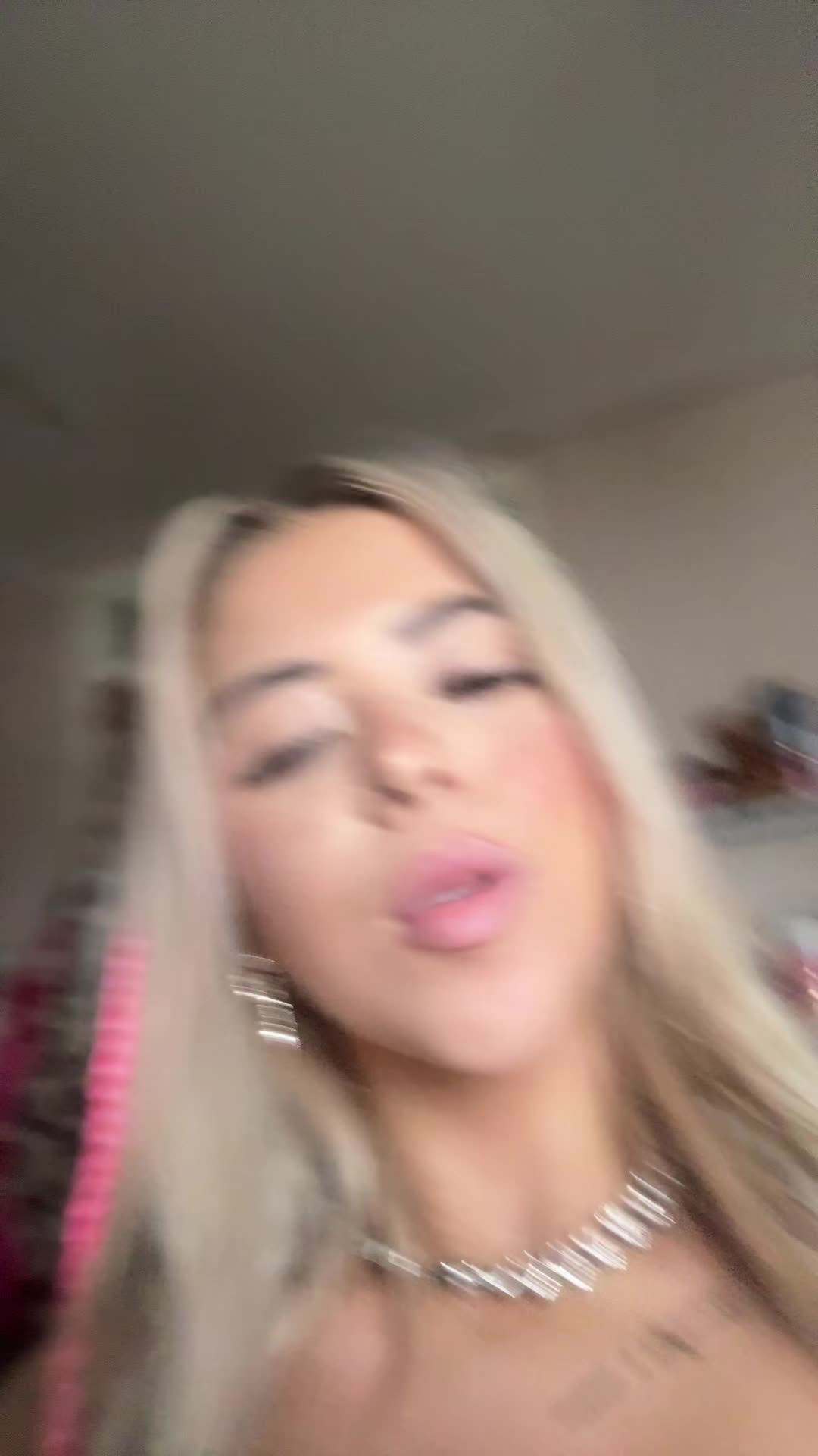 @yazminellie