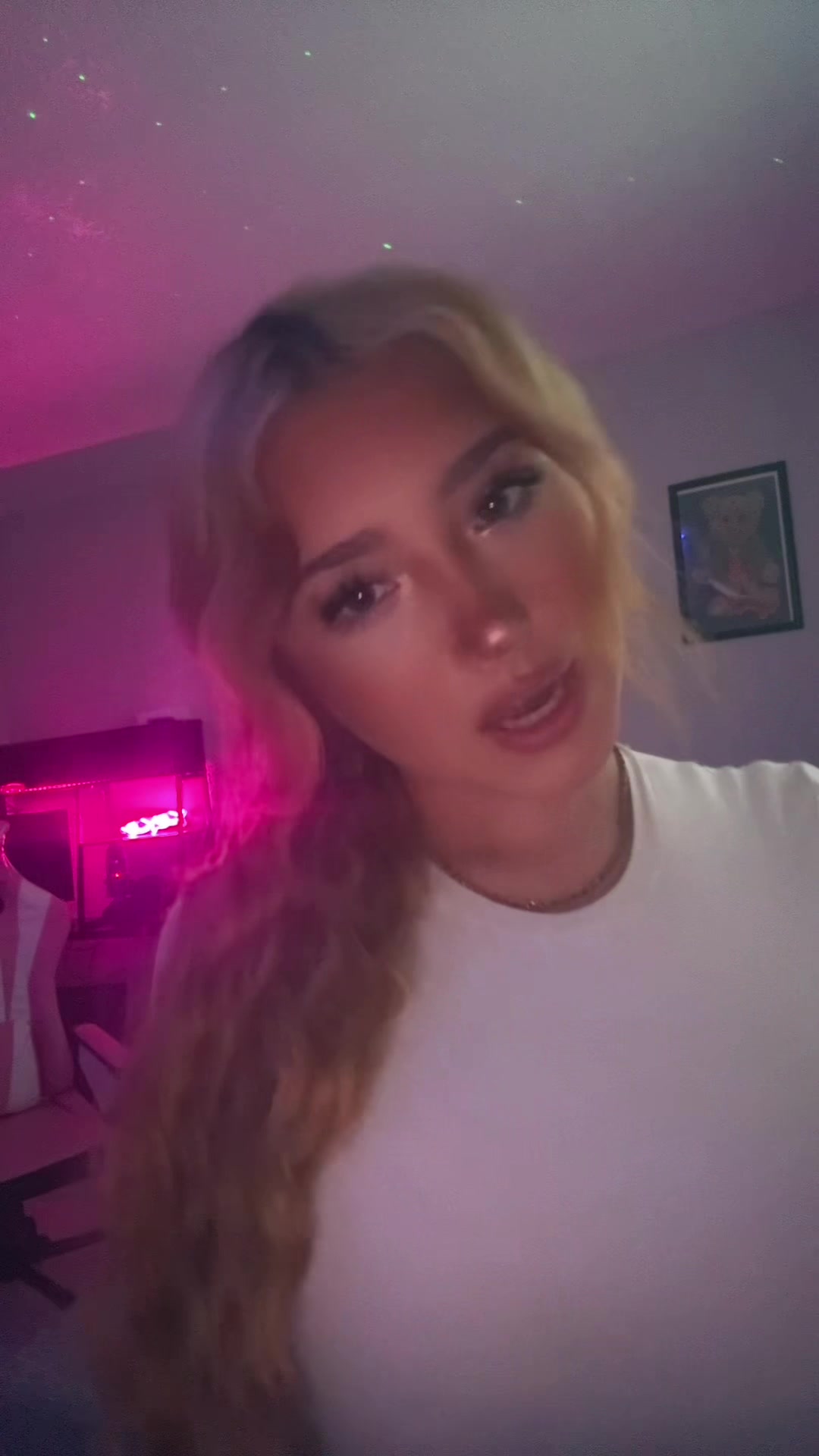 @zoeriserrr