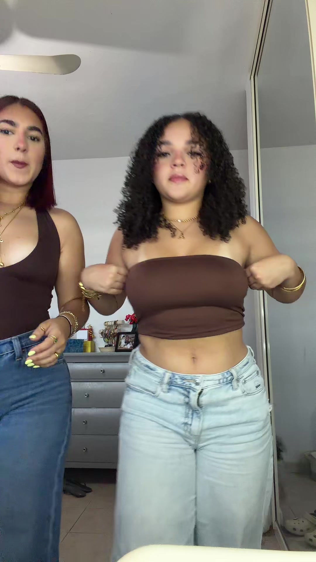 @Angeeee