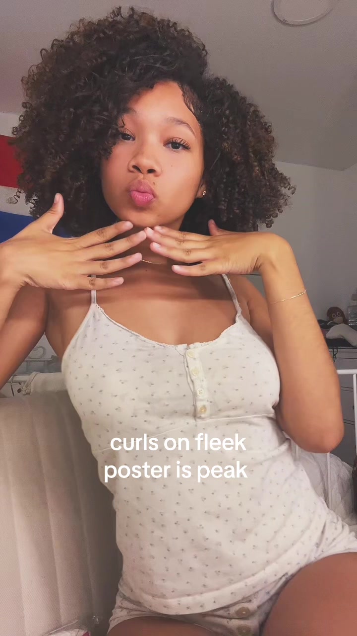 @anayah 🧏🏽&zwj;♀️