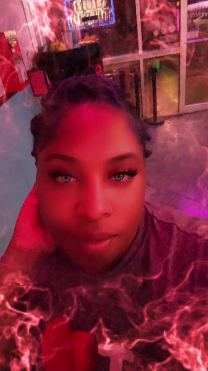 @Shay Scott993