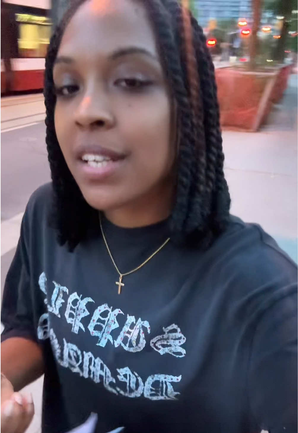 @Dessisweetie👑🦋