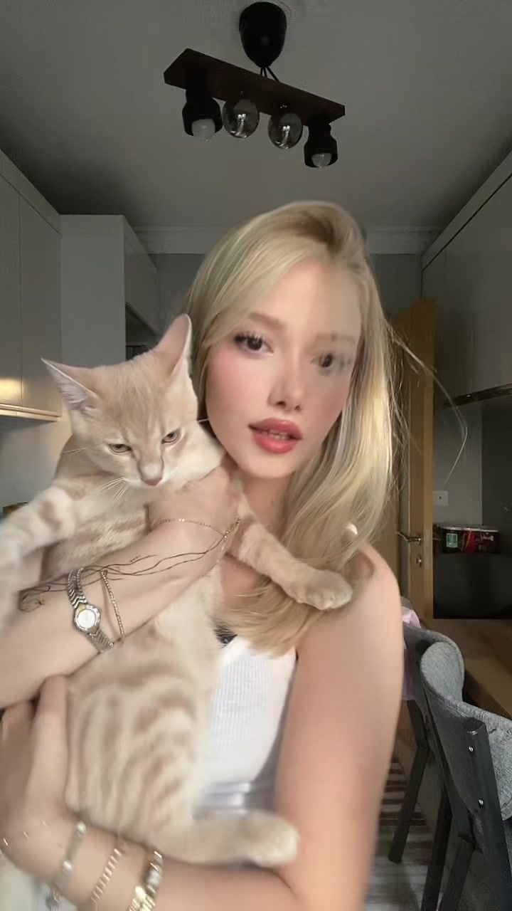 @nnrnnisa
