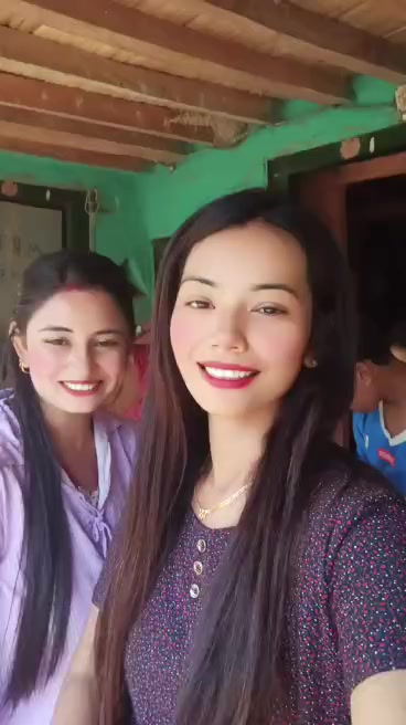 @Naina Kc915