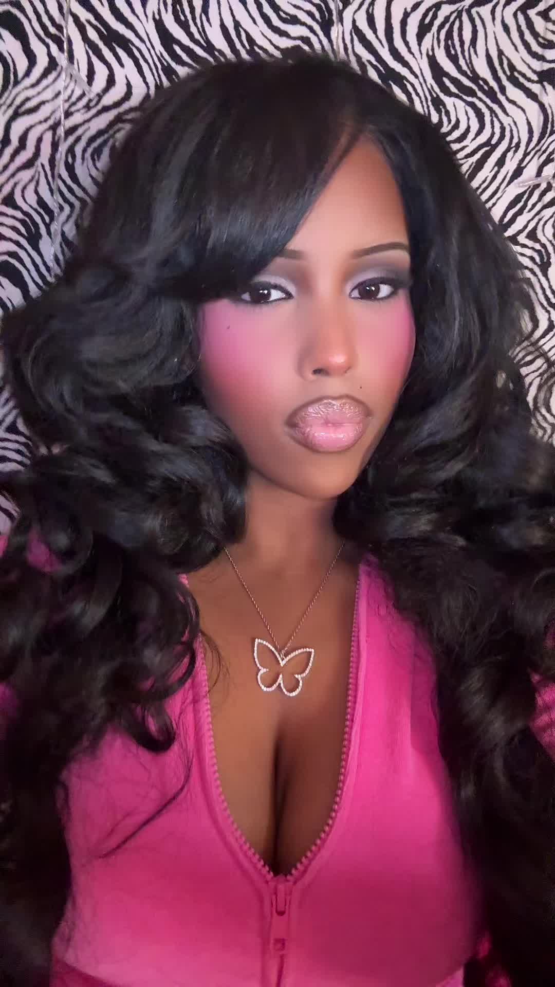 @yasmin